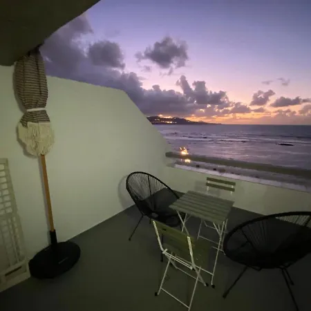 Apartment Beachfront Canteras *