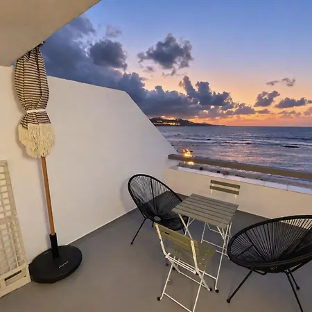Apartment Beachfront Canteras *