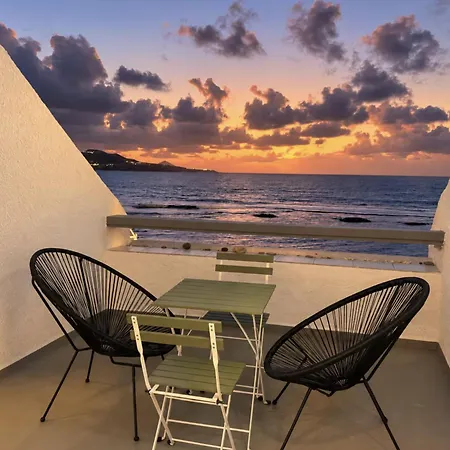 Beachfront Canteras Las Palmas / Gran Canaria